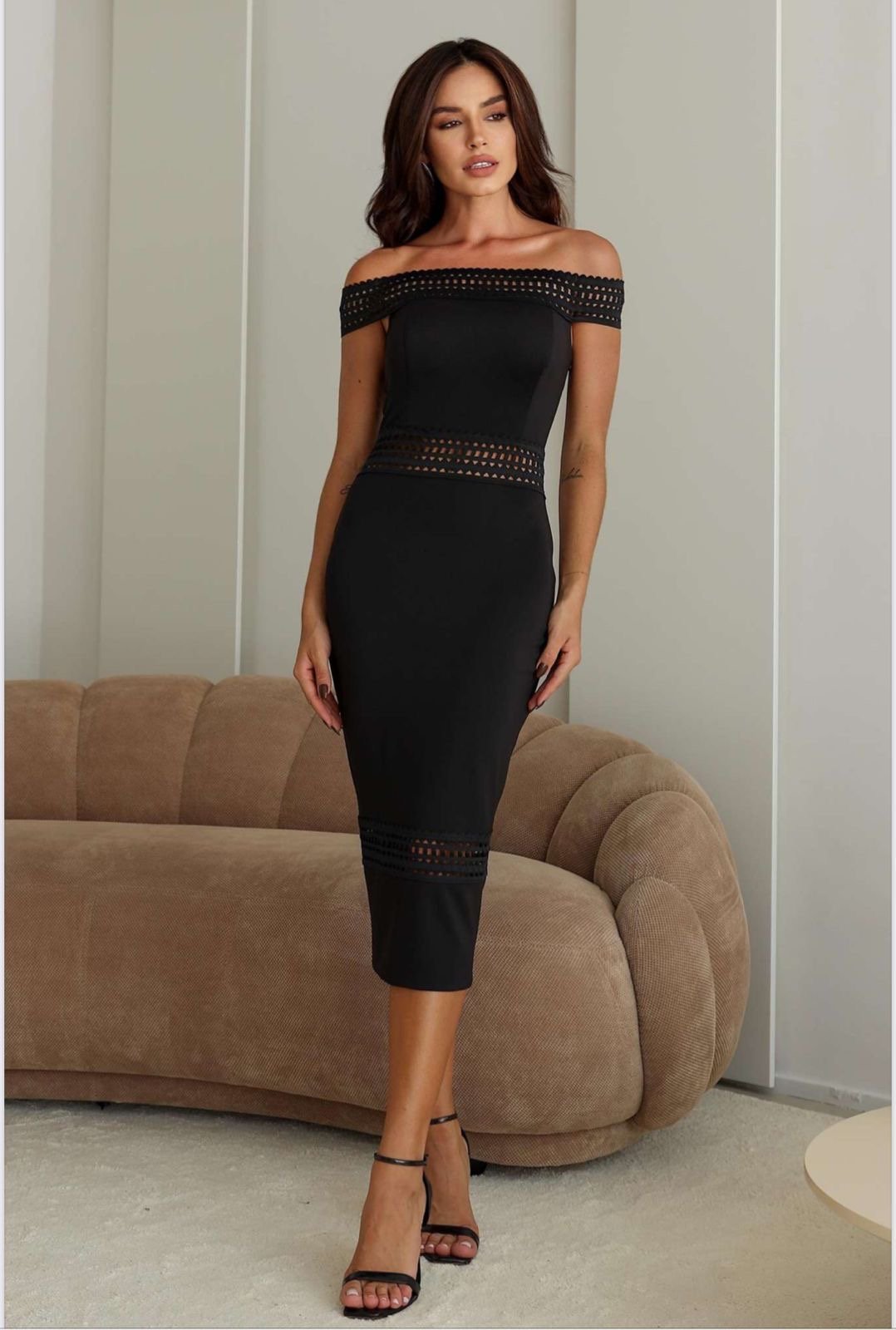 Vestido Mídi Ombro a Ombro