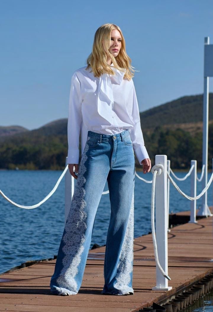 Calça Jeans New Flare Com Renda