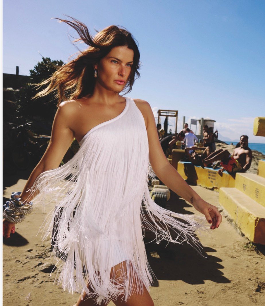 Vestido Bandagem Ombro Franjas