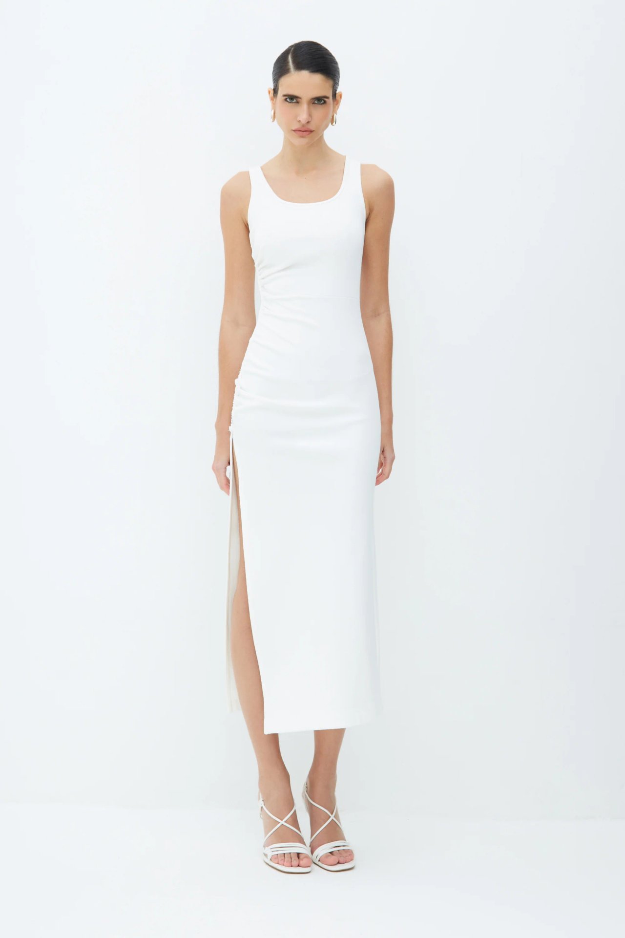 Vestido Midi Com Franzido e Fenda Lateral