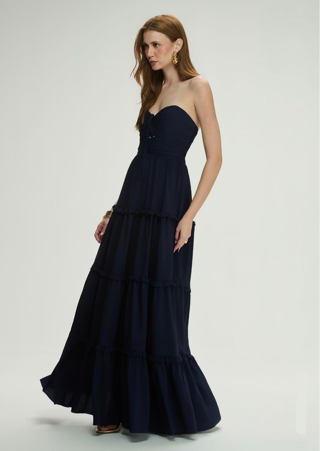 Vestido Longo Recortes Babado
